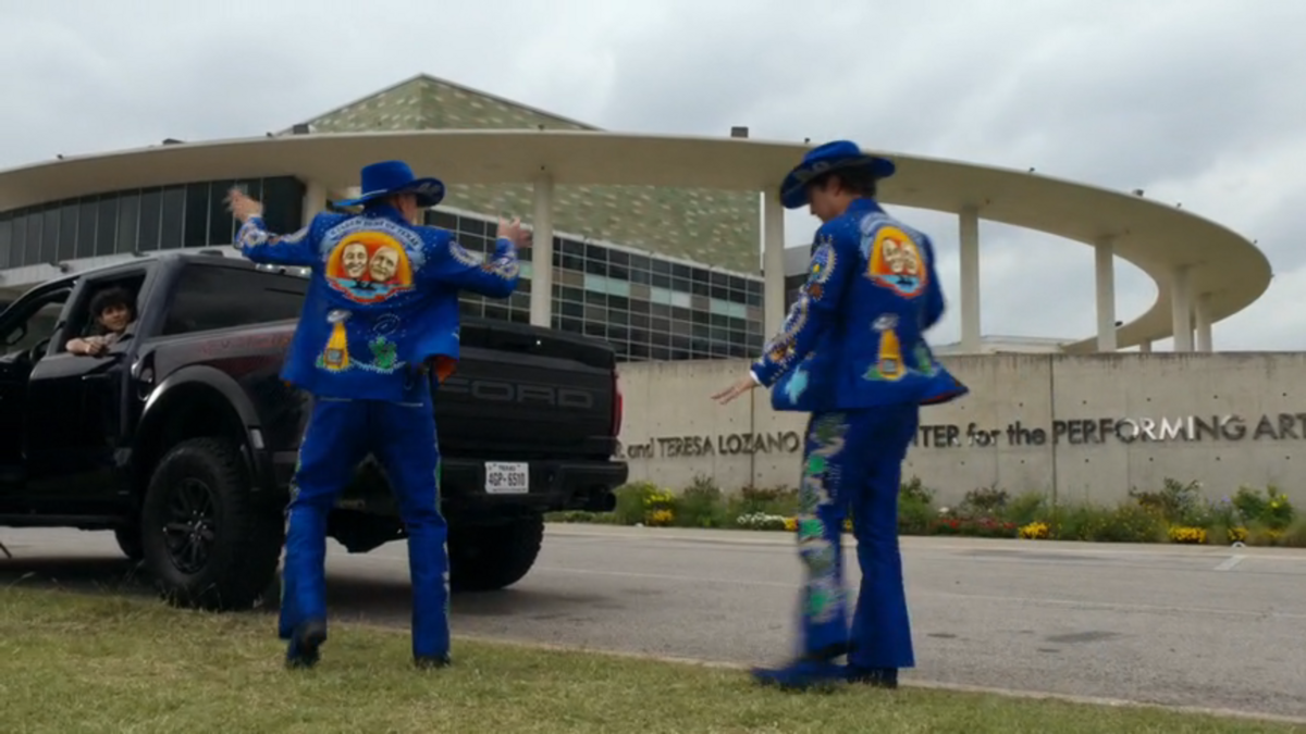 Austin’s Long Center for the Performing Arts appears in “Brothers” season 1, episode 5.
